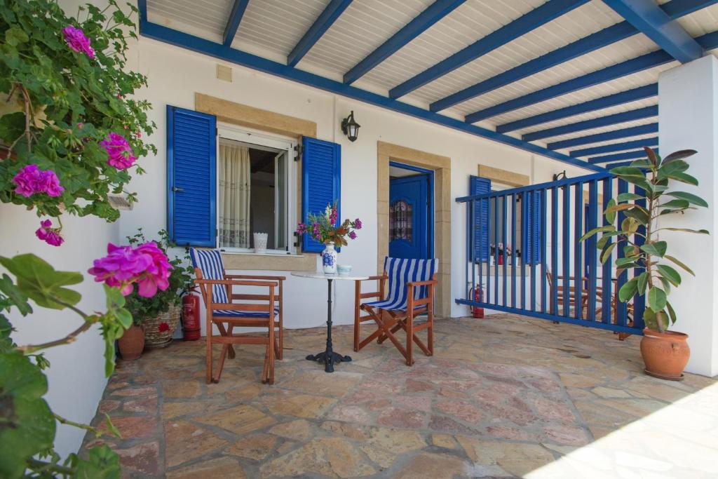 Balkón nebo terasa v ubytování Vikentios Rooms