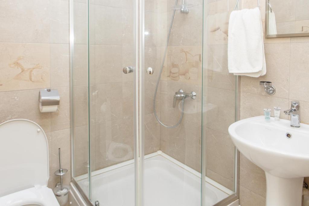 Koupelna v ubytování Hotel Arc Tbilisi