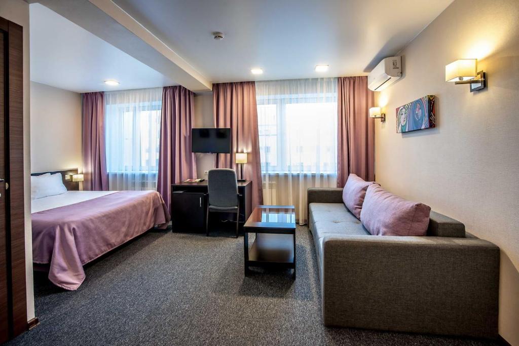 Russ Hotel - Junior Double Suite