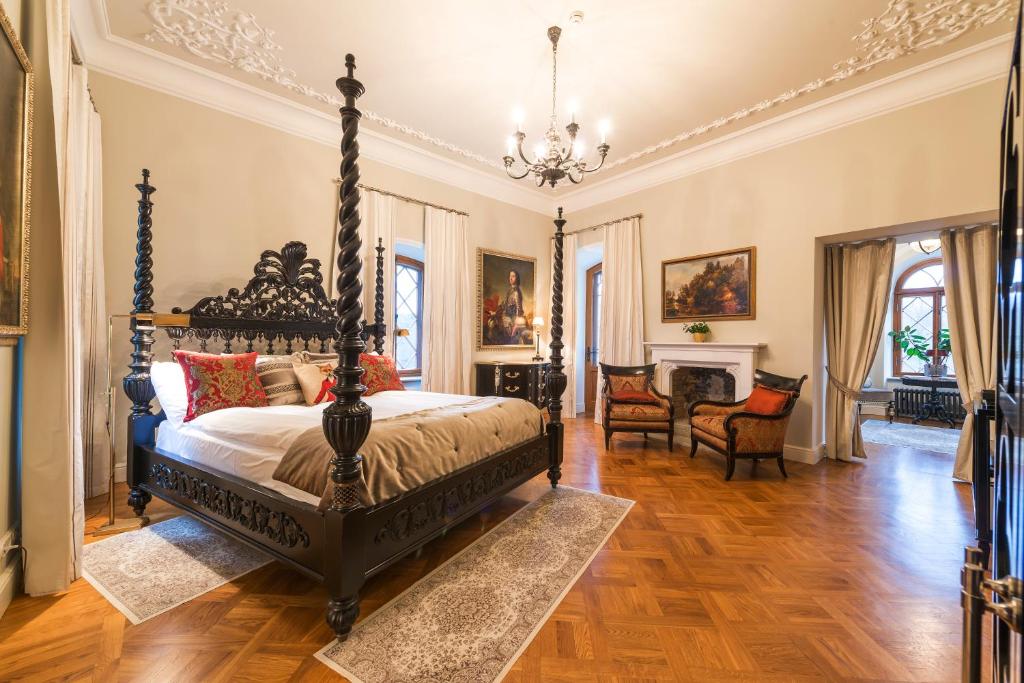 Postel nebo postele na pokoji v ubytování Schloss Fall, Keila-Joa