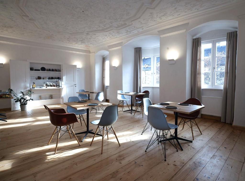 Posedenie v ubytovaní Hotel kontor