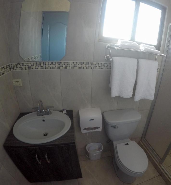 Koupelna v ubytování RESIDENCIAL AGUADULCE
