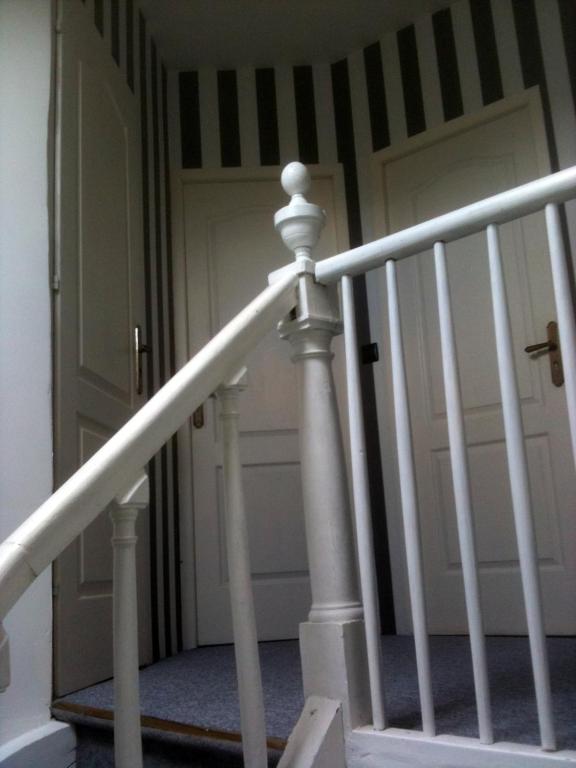 Chambres d'hôtes de l'Eglise - 私人浴室的家庭房