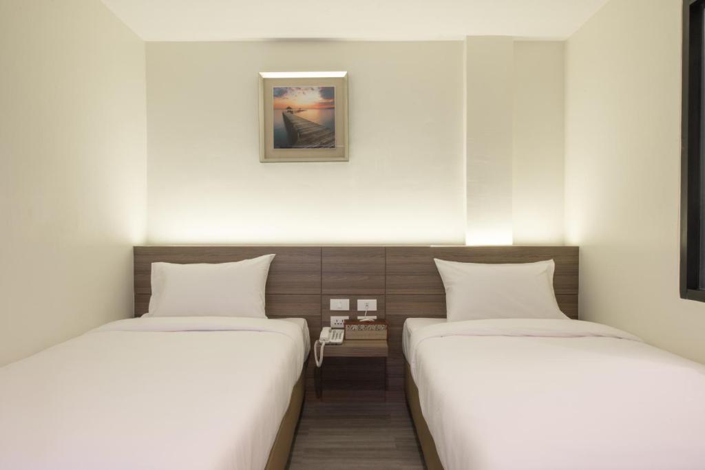 Sovereign Group Hotel at Pratunam - Resim 35