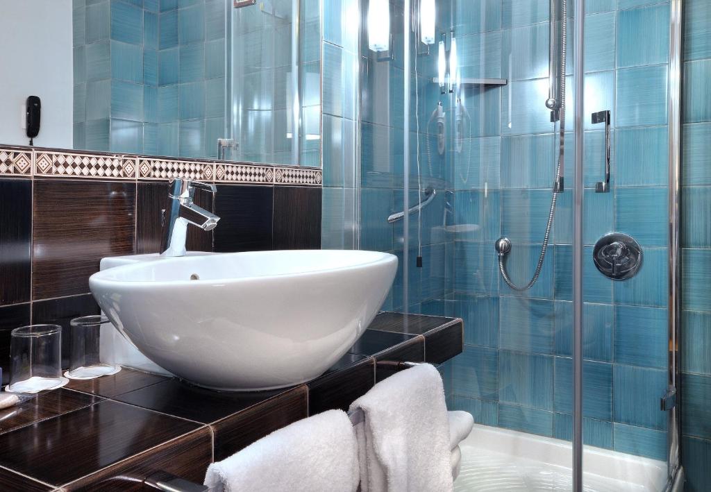 Palazzo Esedra - Resim 3