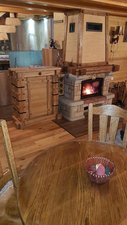 Kuchyň nebo kuchyňský kout v ubytování Vila Dizdarevic Kopaonik