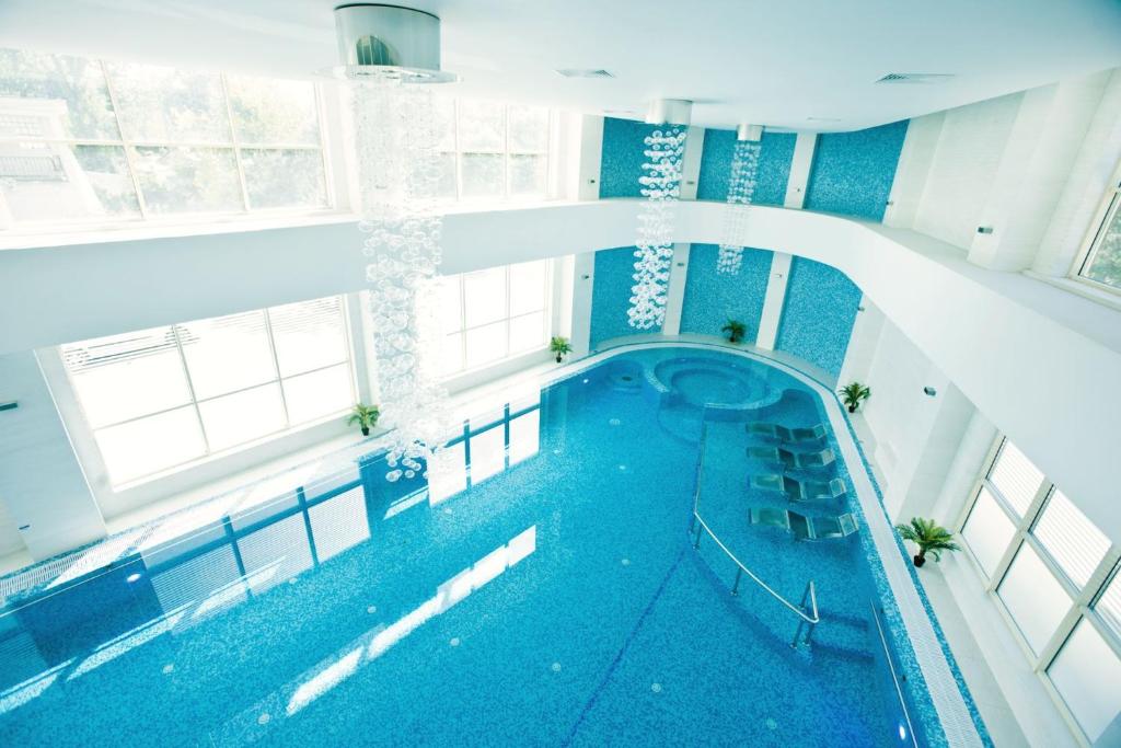 Bazén v ubytování Mirage Medspa Hotel nebo v jeho okolí