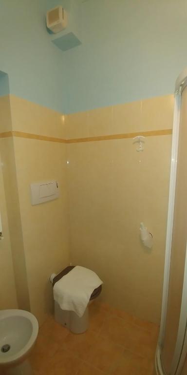 Koupelna v ubytování Porto Recanati Zimmer