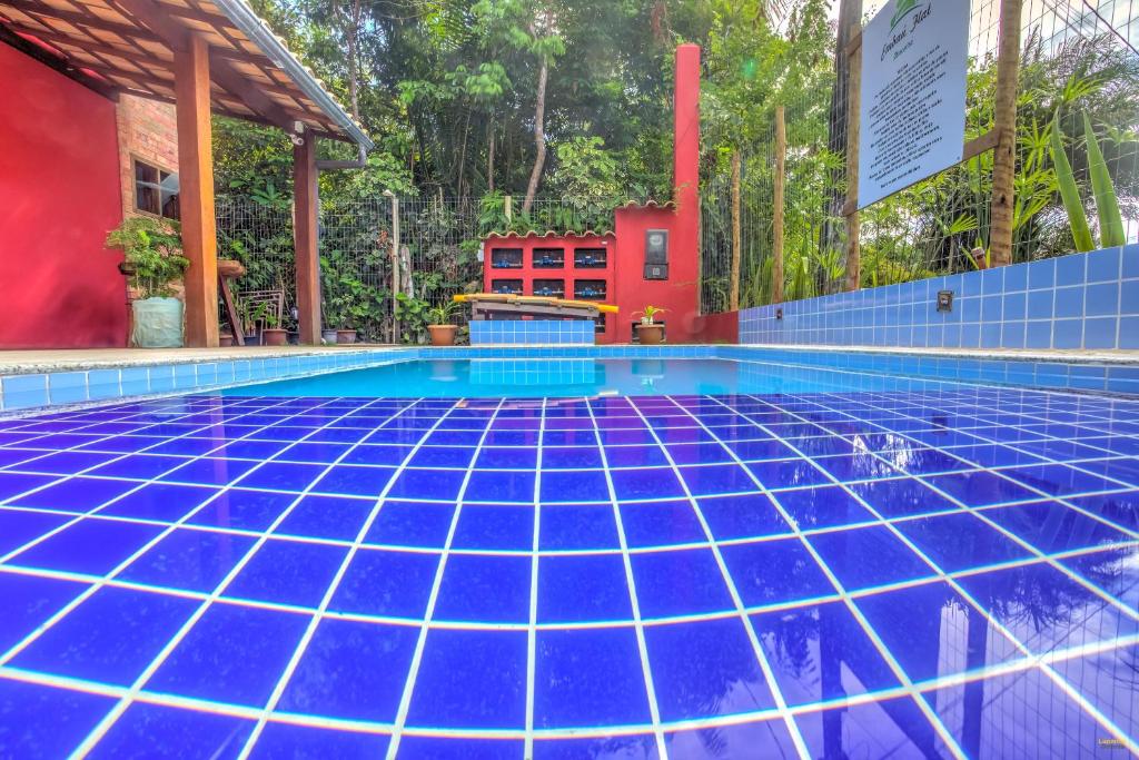  i9 Embaú Flats & Suites