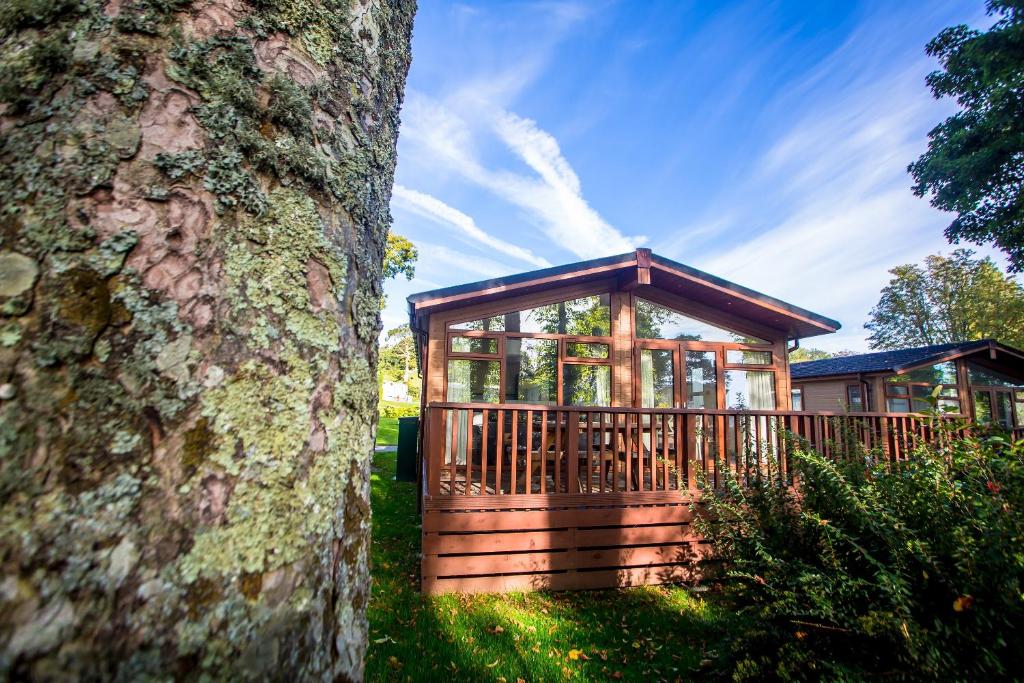 Coed Helen Holiday Park - Chalet De Trois Chambres
