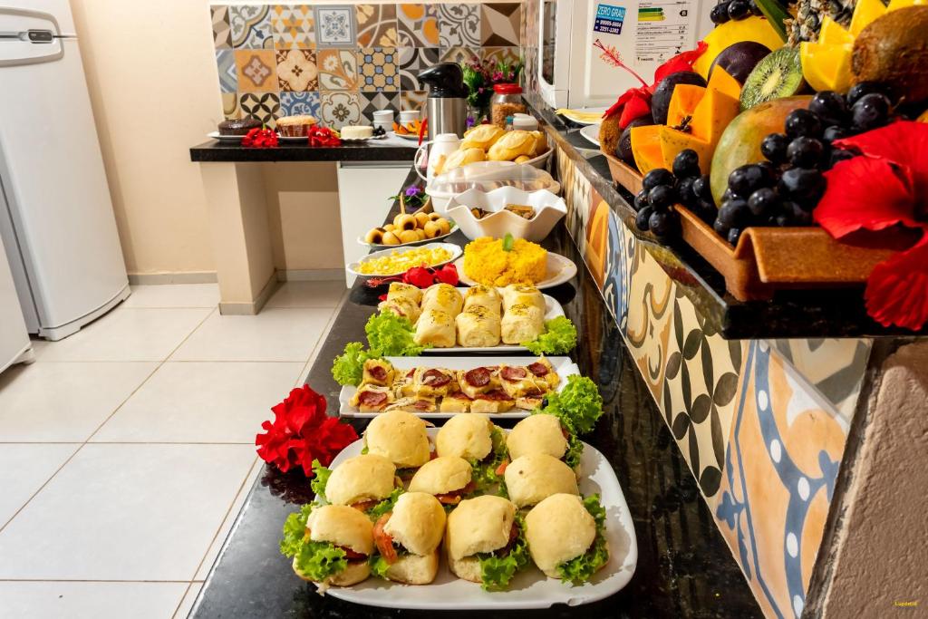  i9 Embaú Flats & Suites