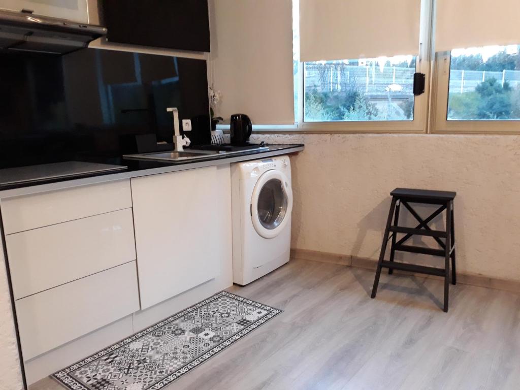 Joli studio proche centre ville avec parking - Appartement Standard