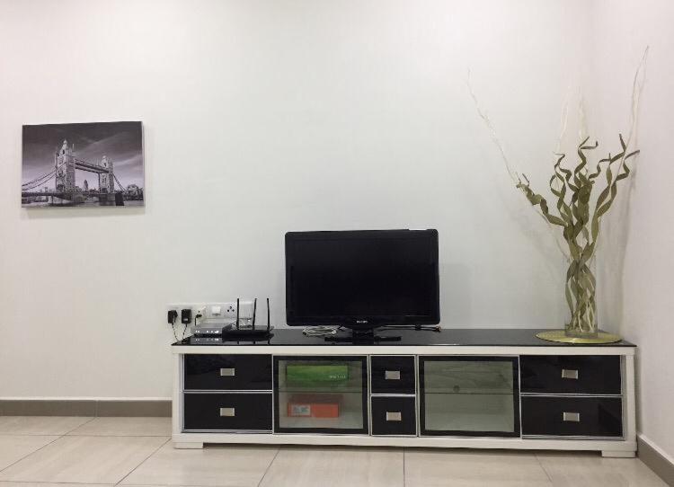 TV a/nebo společenská místnost v ubytování PM Octagon Ipoh Suites & Apartment 1
