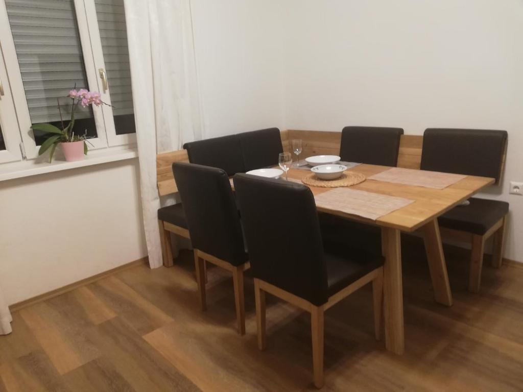 A seating area at Pension Kohlweg