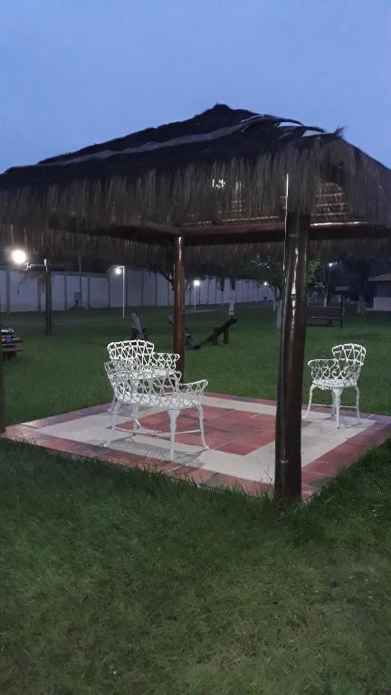  Casa condomínio dos pássaros