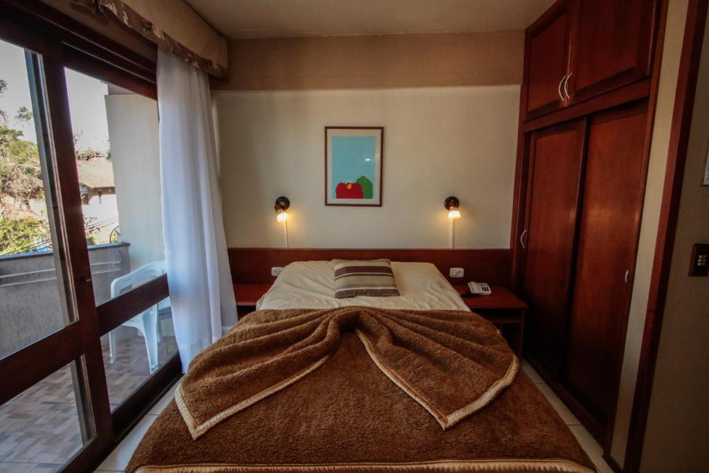  FLAT - Residencial Pousada do Serrano