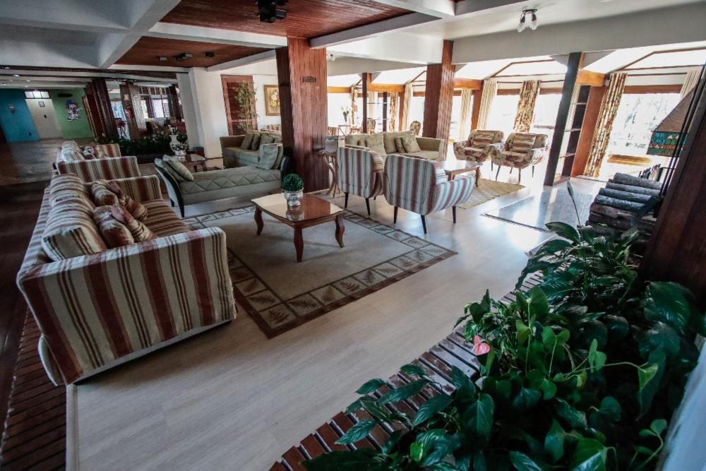  FLAT - Residencial Pousada do Serrano