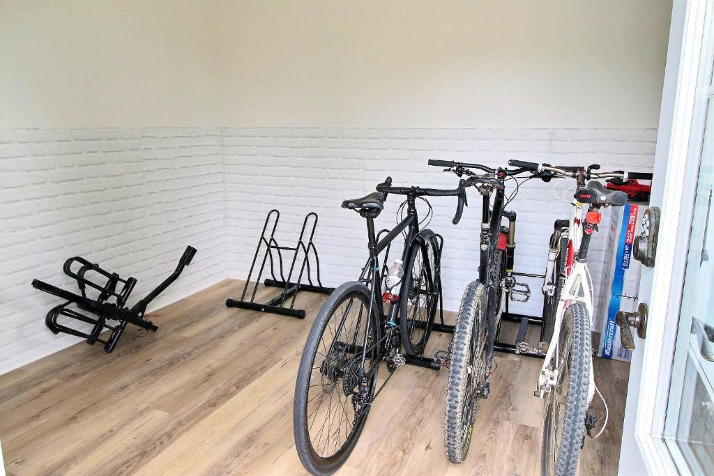 Jízda na kole v ubytování Condo Le Champlain-102 nebo okolí