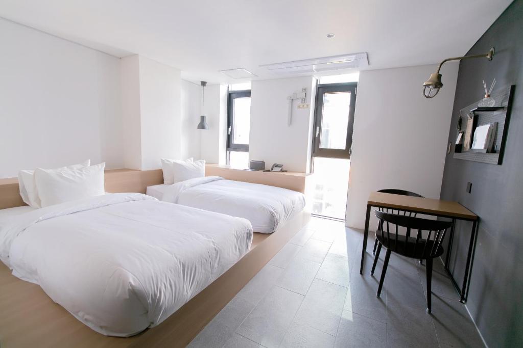 Boutique Hotel BomBom - Chambre Lits Jumeaux Standard