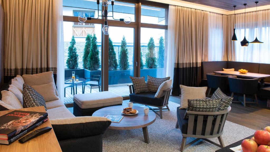 Mountain Spa Residences - 10