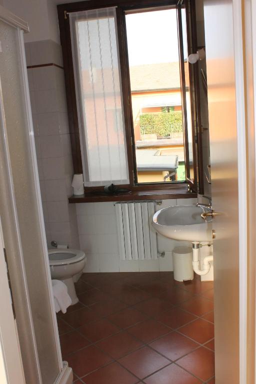 Vannituba majutusasutuses ALBERGO LA SCALETTA