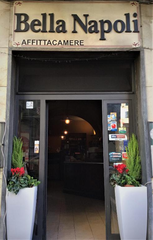 Majutusasutuse Bella Napoli Guesthouse Trattoria Pizzeria fassaad või sissepääs