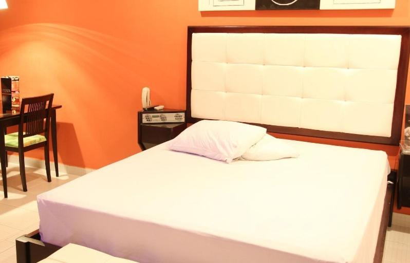  Liverpool Hotel & Motel