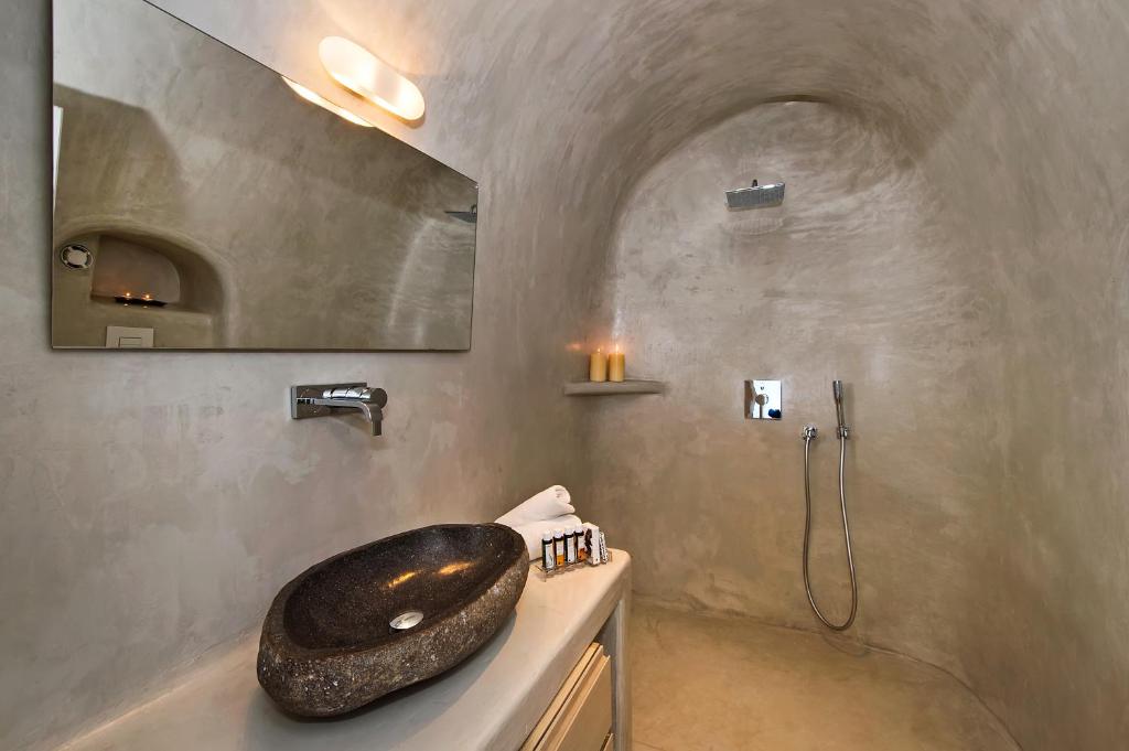 Koupelna v ubytování Porto Fira Suites
