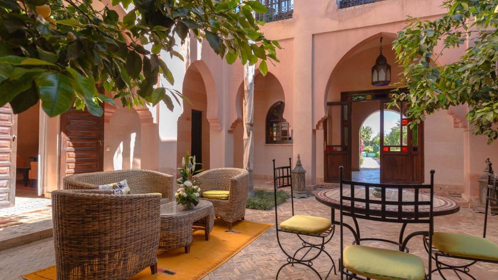 Patio nebo venkovní prostory v ubytování L'OLIVERAIE DE L'ATLAS