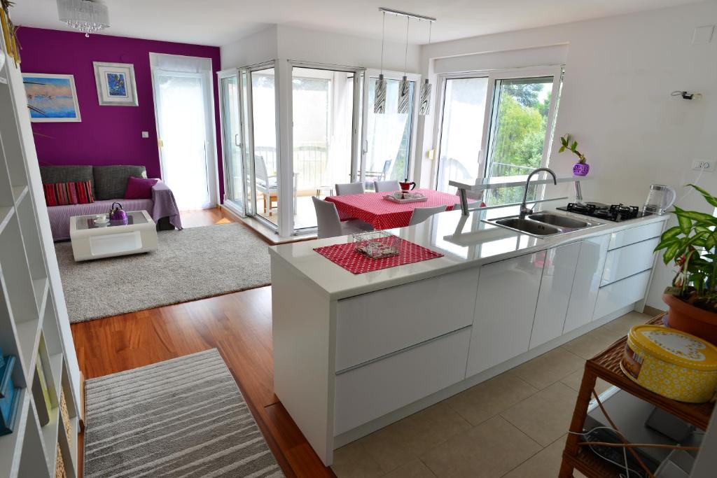 Rita Exclusive Apartments with Parking - 12