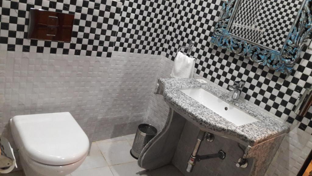 Dev Kothi - Boutique Heritage Stay - Room King Estándar