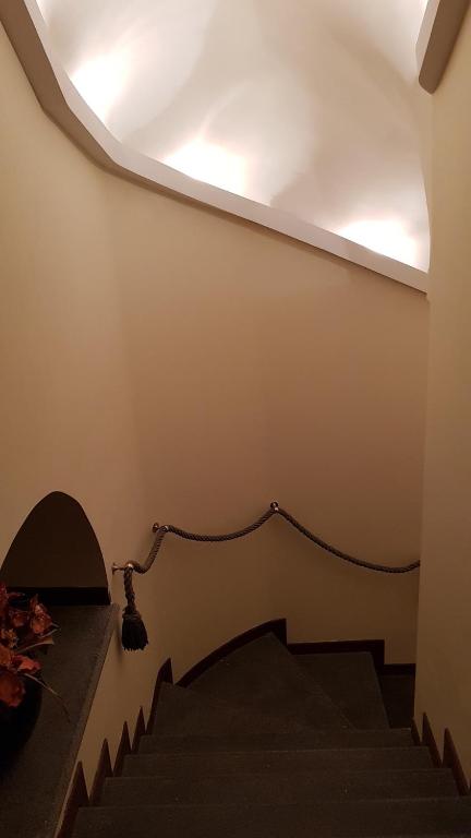 Zdjęcie z galerii obiektu Calabritto Suite w mieście Neapol