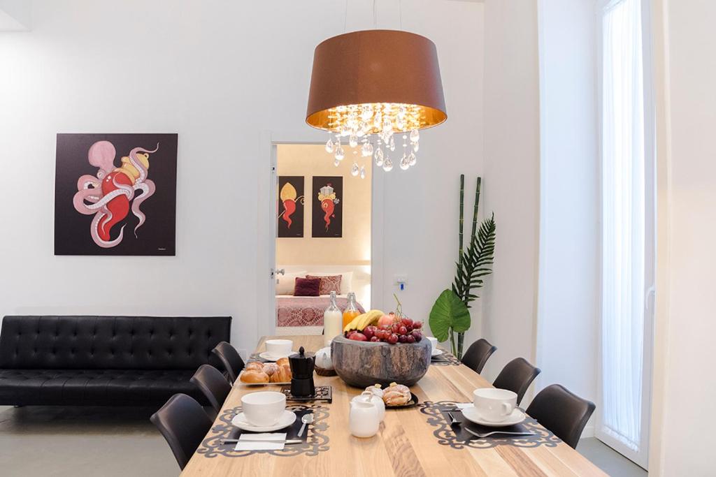 Jedlo v ubytovaní bed & breakfast alebo blízkom okolí