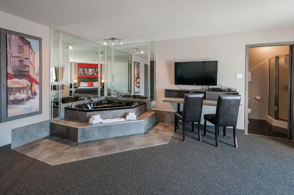 Hotel & Suites Monte-Cristo - Salle De Reine