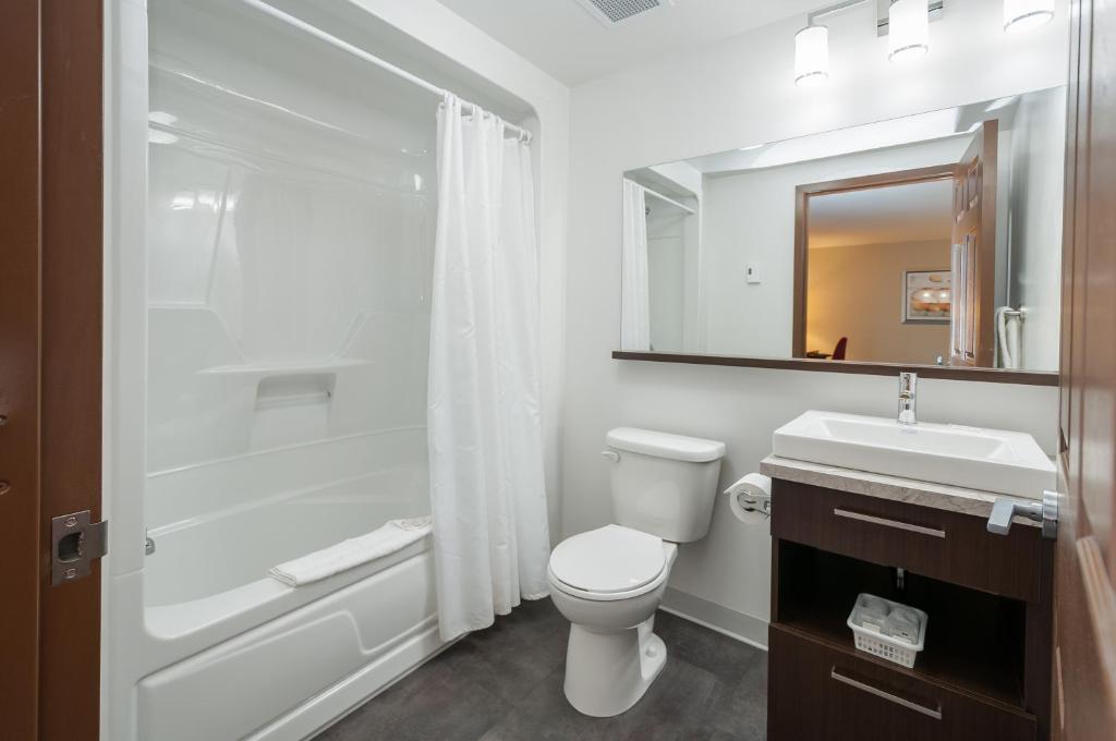 Hotel & Suites Monte-Cristo - Chambre Double De Luxe