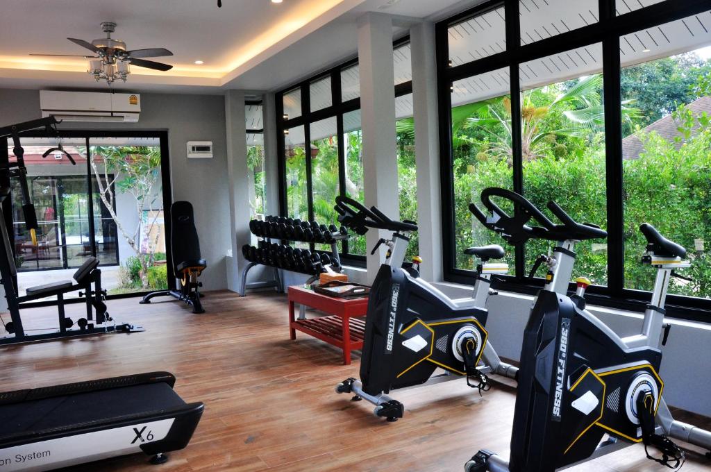 Fitness centrum a/nebo fitness zařízení v ubytování Lanta Sand Resort & Spa