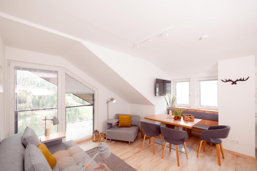Posedenie v ubytovaní Apartment Bergkristall