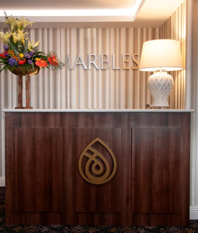 Certifikát, hodnocení, plakát nebo jiný dokument vystavený v ubytování Shandon Hotel & Spa