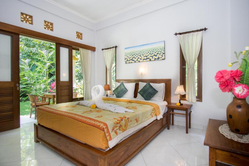 Telaga Homestay Ubud - 带私人浴室的双人间