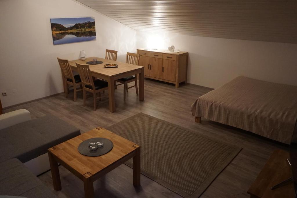 Posezení v ubytování Feriendorf Hauzenberg
