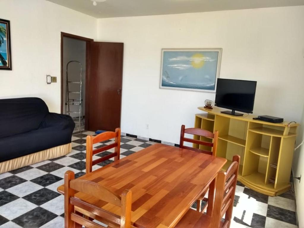 Excelente apto 2 quartos de frente para o mar em Garatucaia