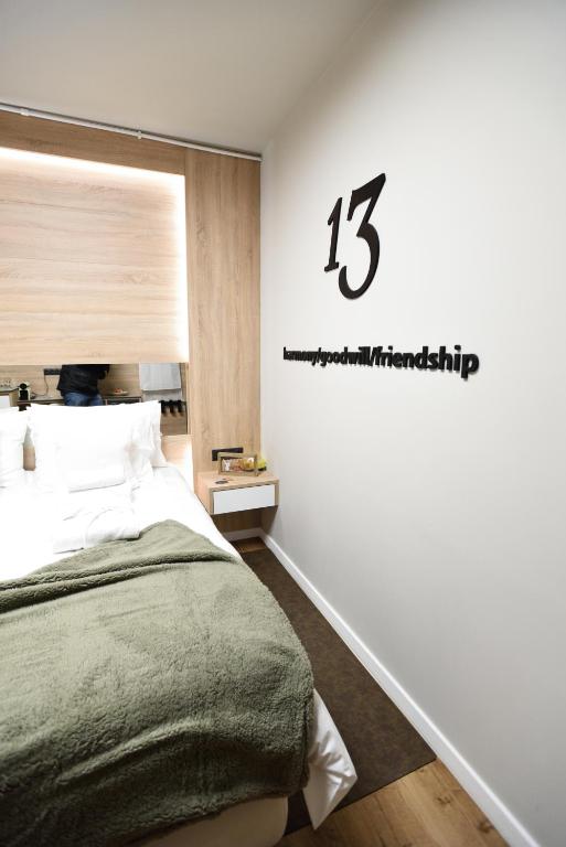 Magnifique Luxury Suites - 2