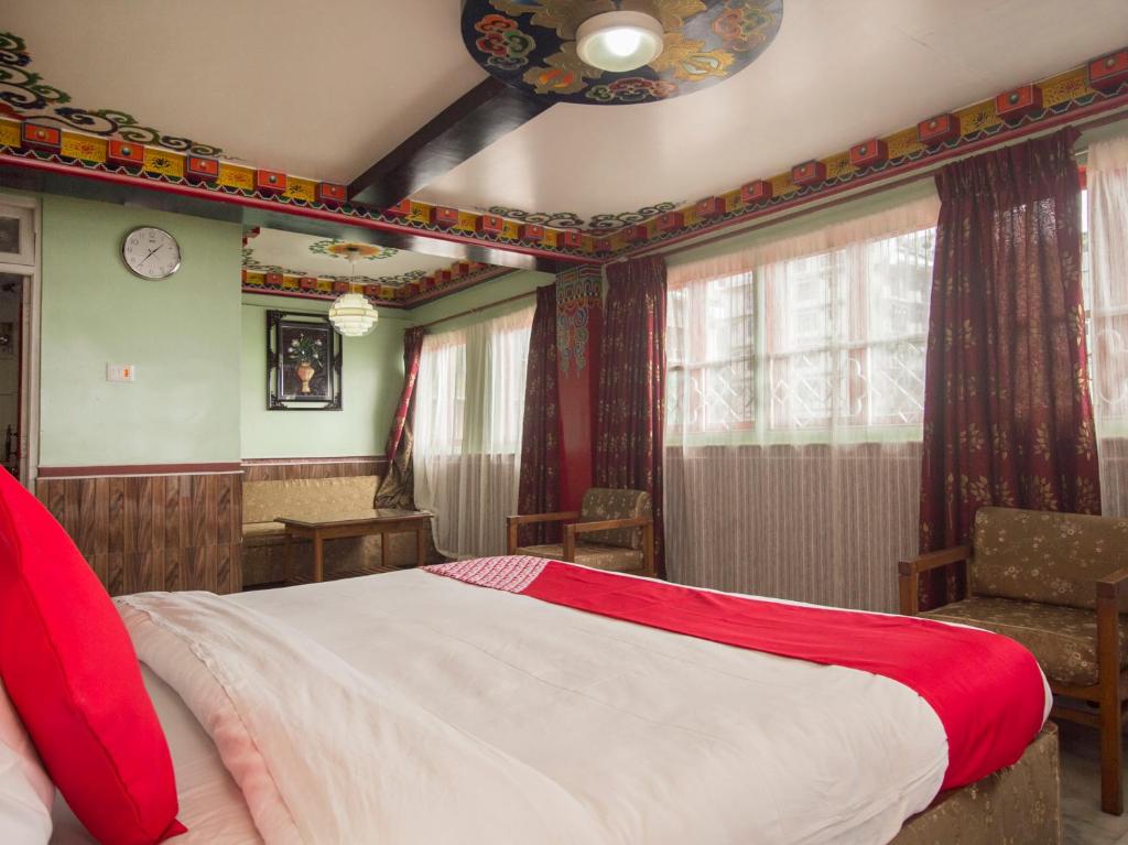 Postel nebo postele na pokoji v ubytování hotel Seven Seventeen