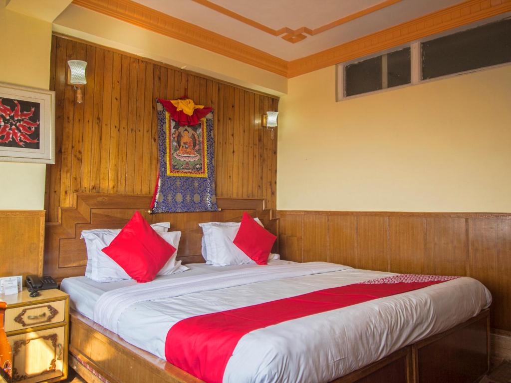 Postel nebo postele na pokoji v ubytování hotel Seven Seventeen