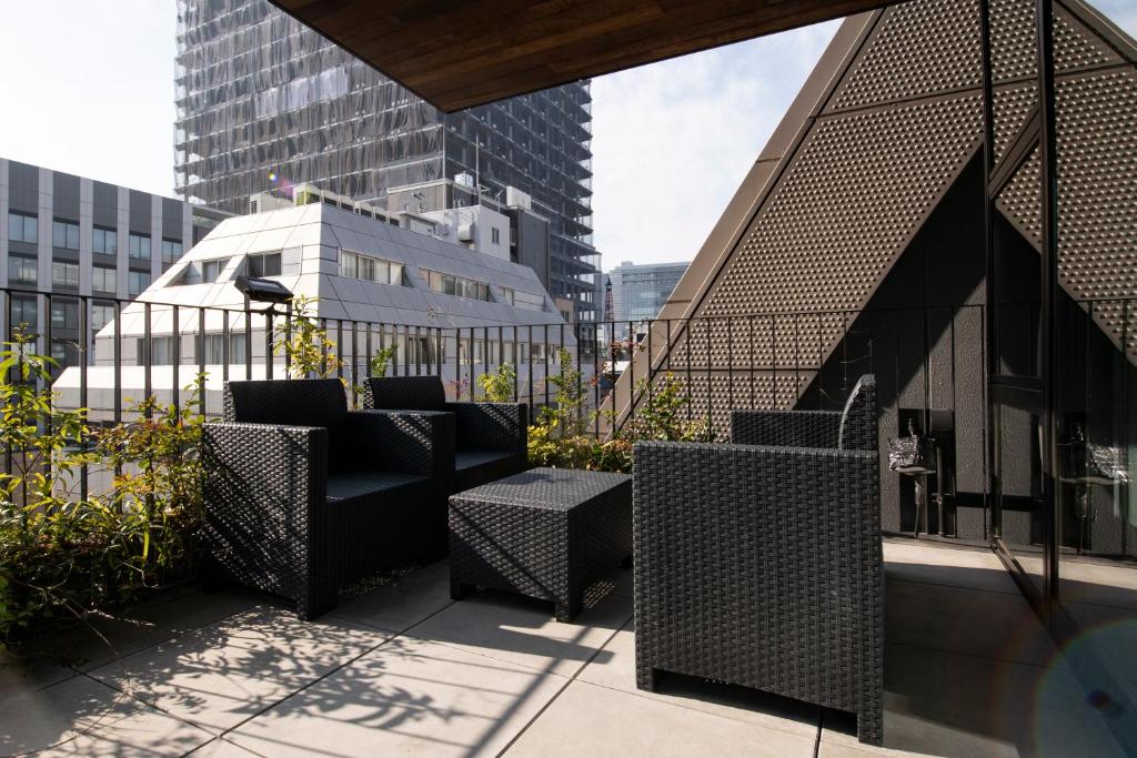 Posezení v ubytování bnb+ Kanda Terrace Ogawamachi