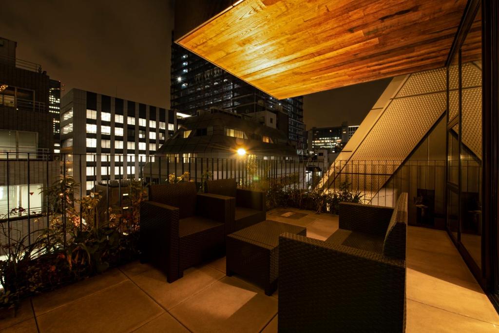 Posezení v ubytování bnb+ Kanda Terrace Ogawamachi