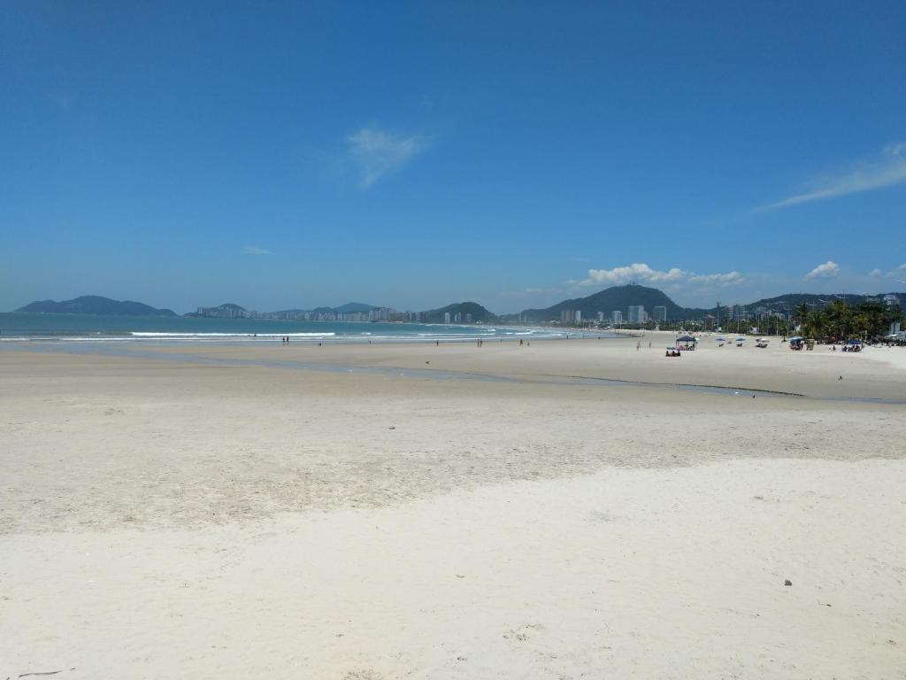  Apto na Praia da Enseada