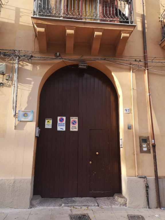A fachada ou entrada de Sunshine Hostel Palermo