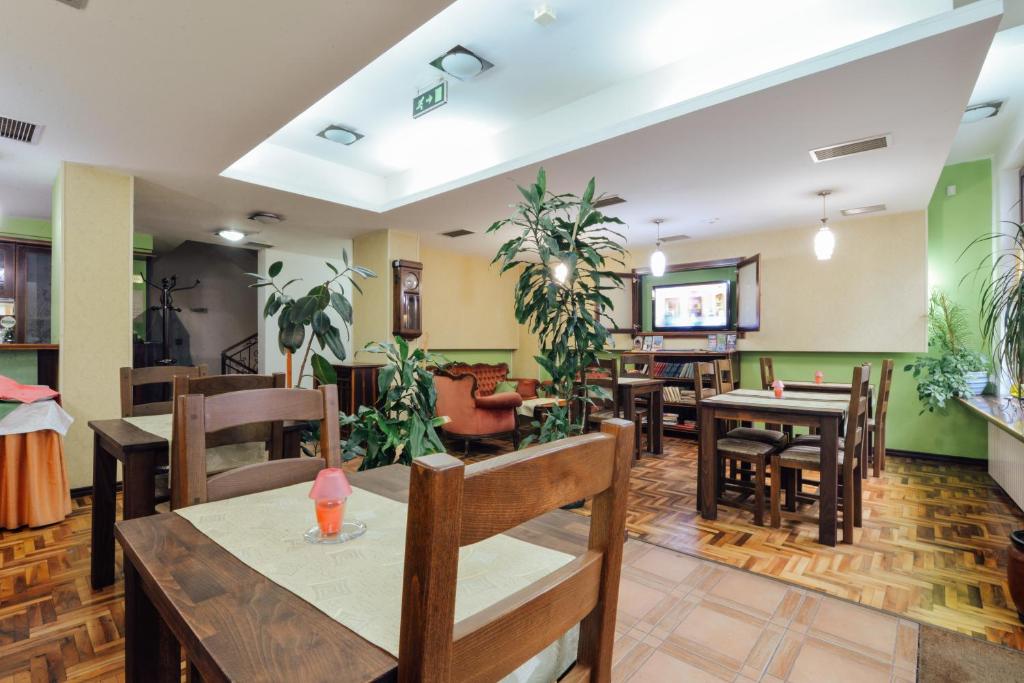Restaurace v ubytování Hotel Mod