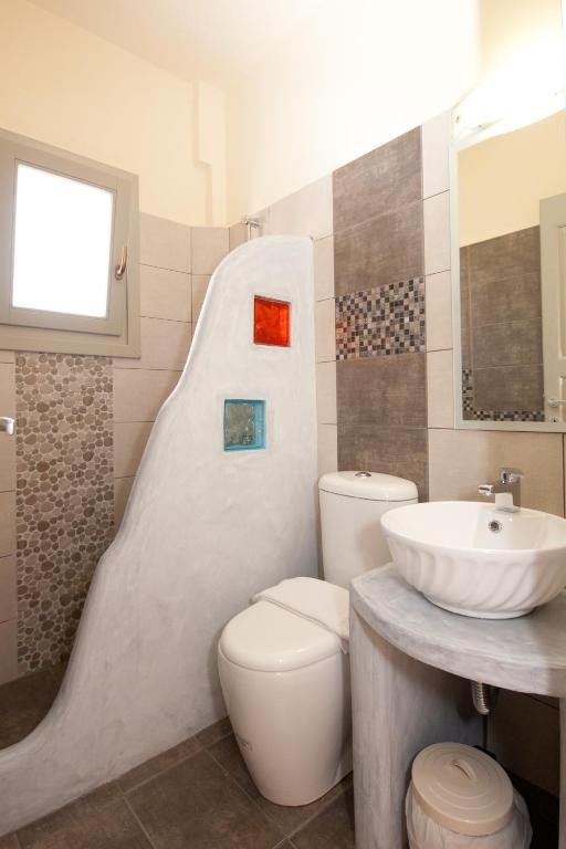 Alexandra's Rooms - 19